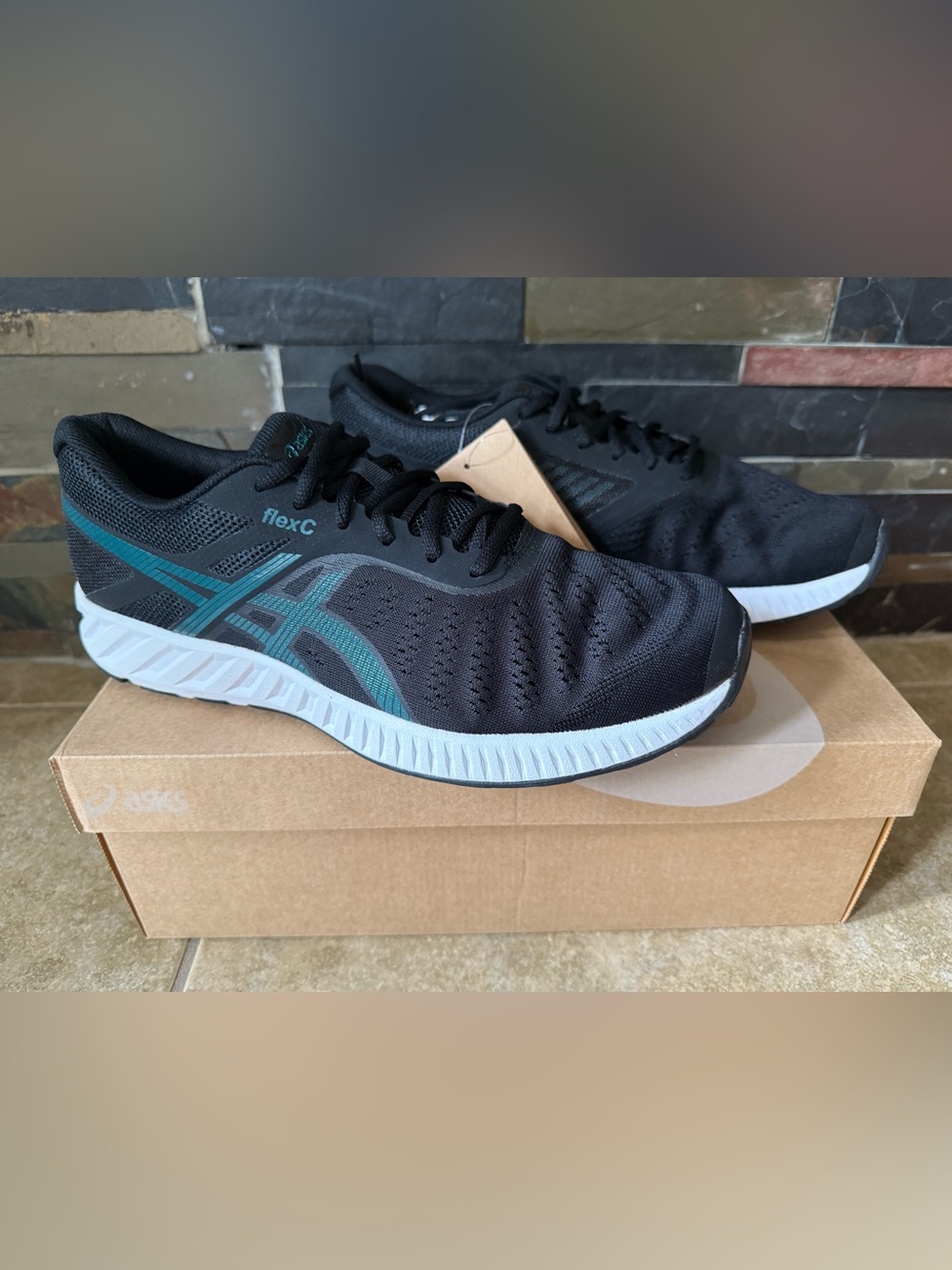 ASICS FLEXC Men’s Size 11 Sneakers Black Velvet Pine 1201A275-004 FAST SHIPPING